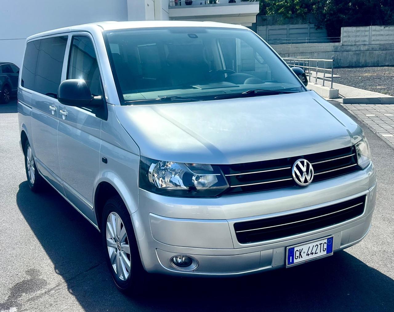 Volkswagen Multivan 2.0 BiTDI 180CV DSG 4 Motion Highline