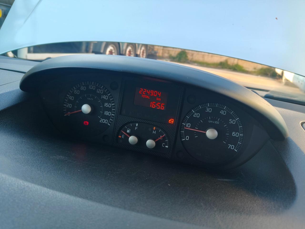 Fiat Idea 1.4 BlackEnergy GPL