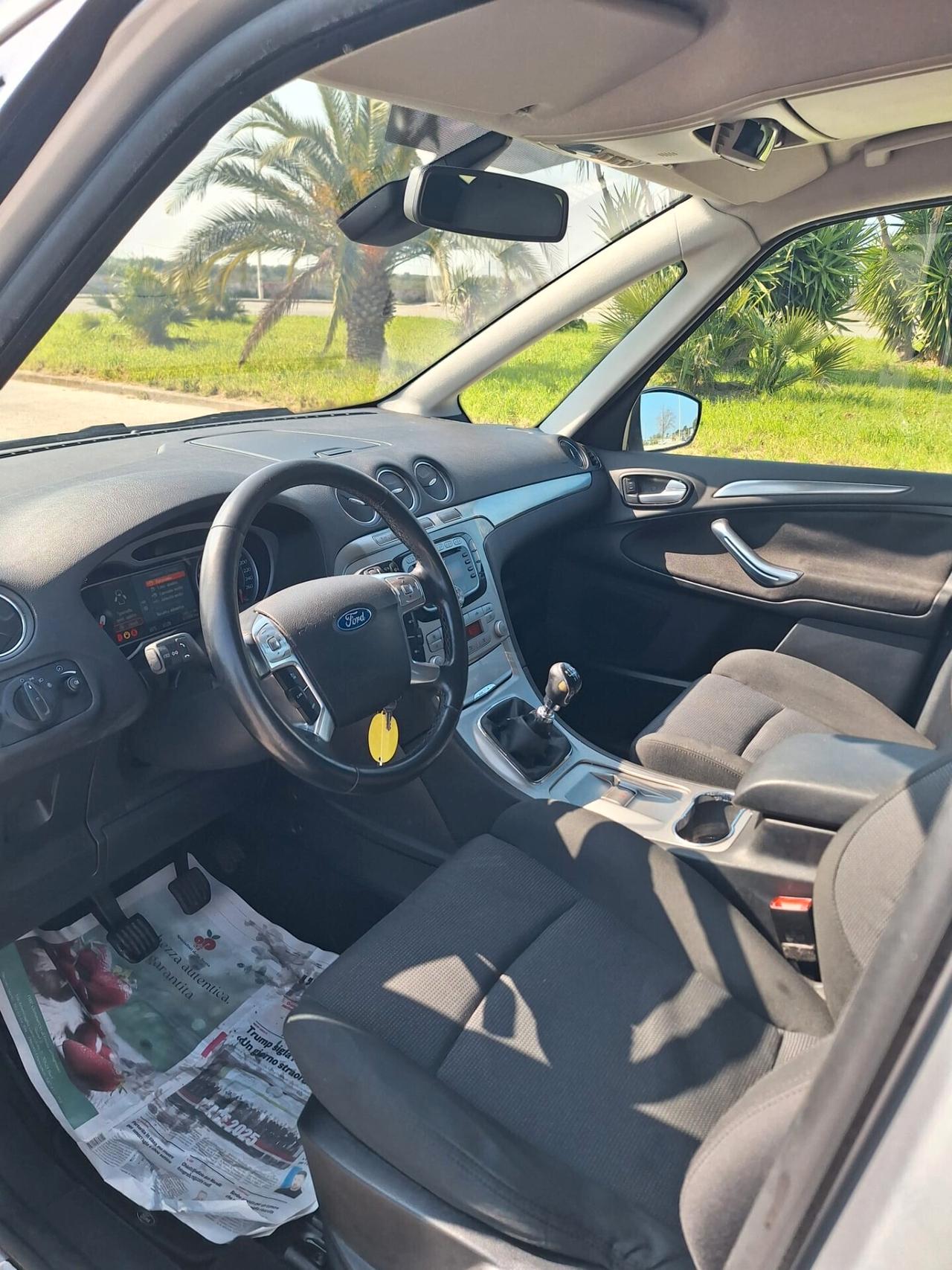 Ford Galaxy 2.0 TDCi 140CV Titanium - 2010