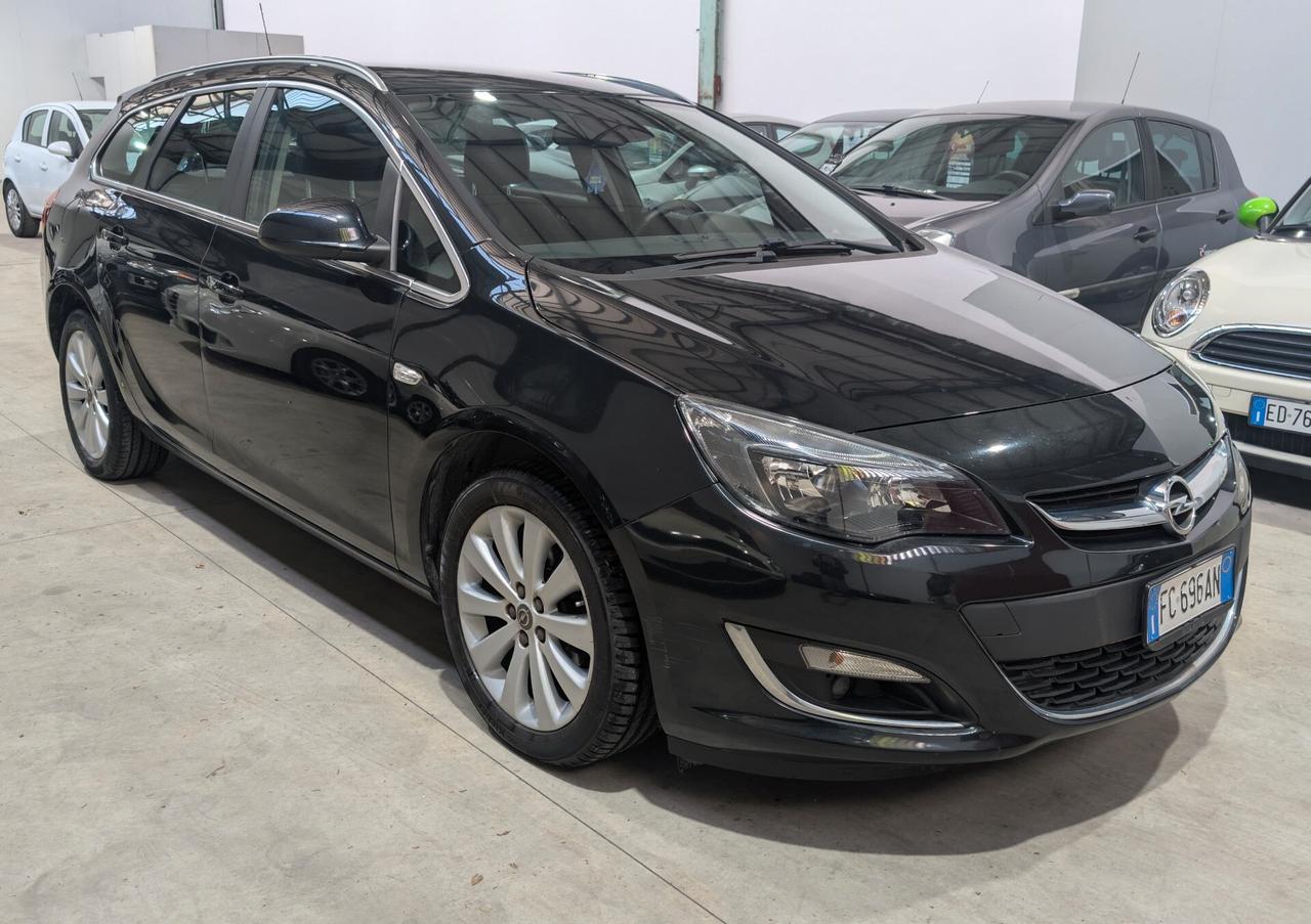 Opel Astra 1.4 Turbo 140CV Sports Tourer GPL Tech Cosmo