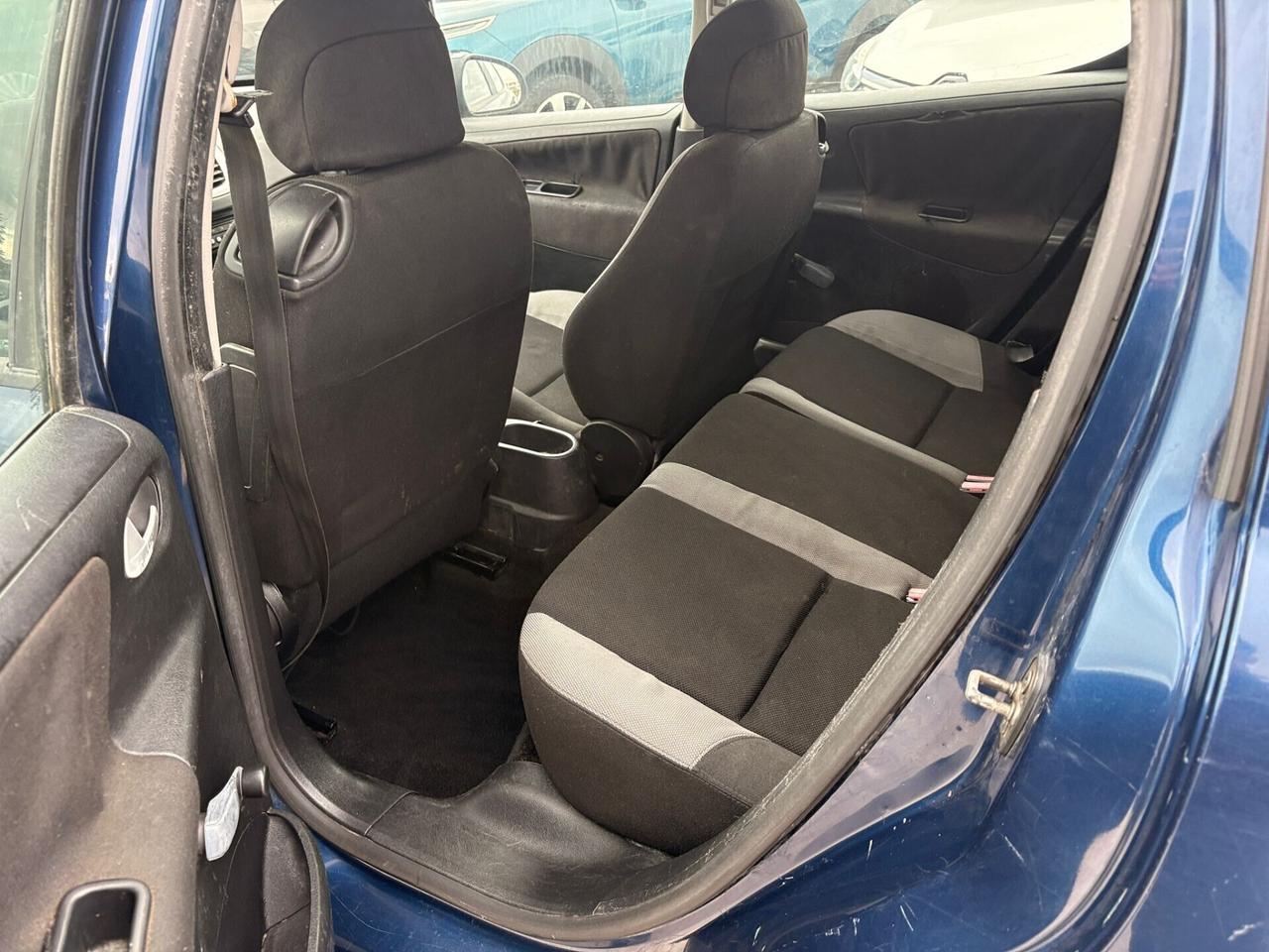 Peugeot 207 1.4 HDi 70CV 5p. XT