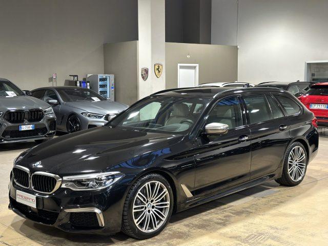 BMW M550 d xDrive Touring-Sedili Vent/Risc-Night Vision-IVA