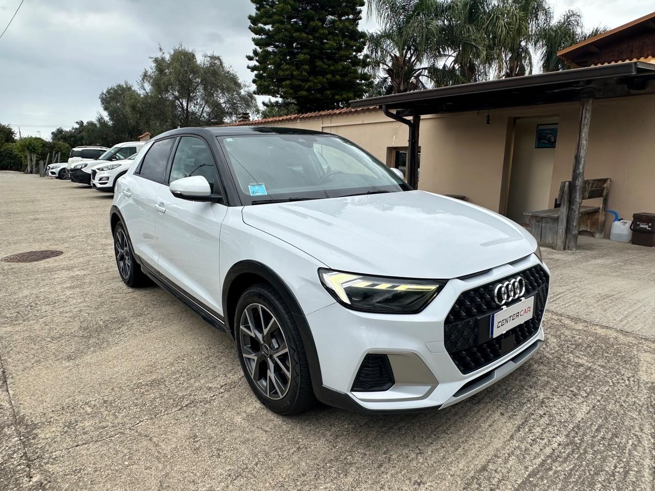 Audi A1 allstreet 30 TFSI Identity Contrast
