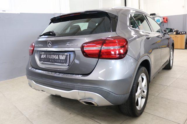 MERCEDES-BENZ GLA 200 d Automatic 4Matic Sport
