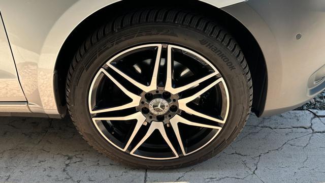 MERCEDES-BENZ Vito 2.0 116 CDI 4x4 PC Tourer Pro Compact