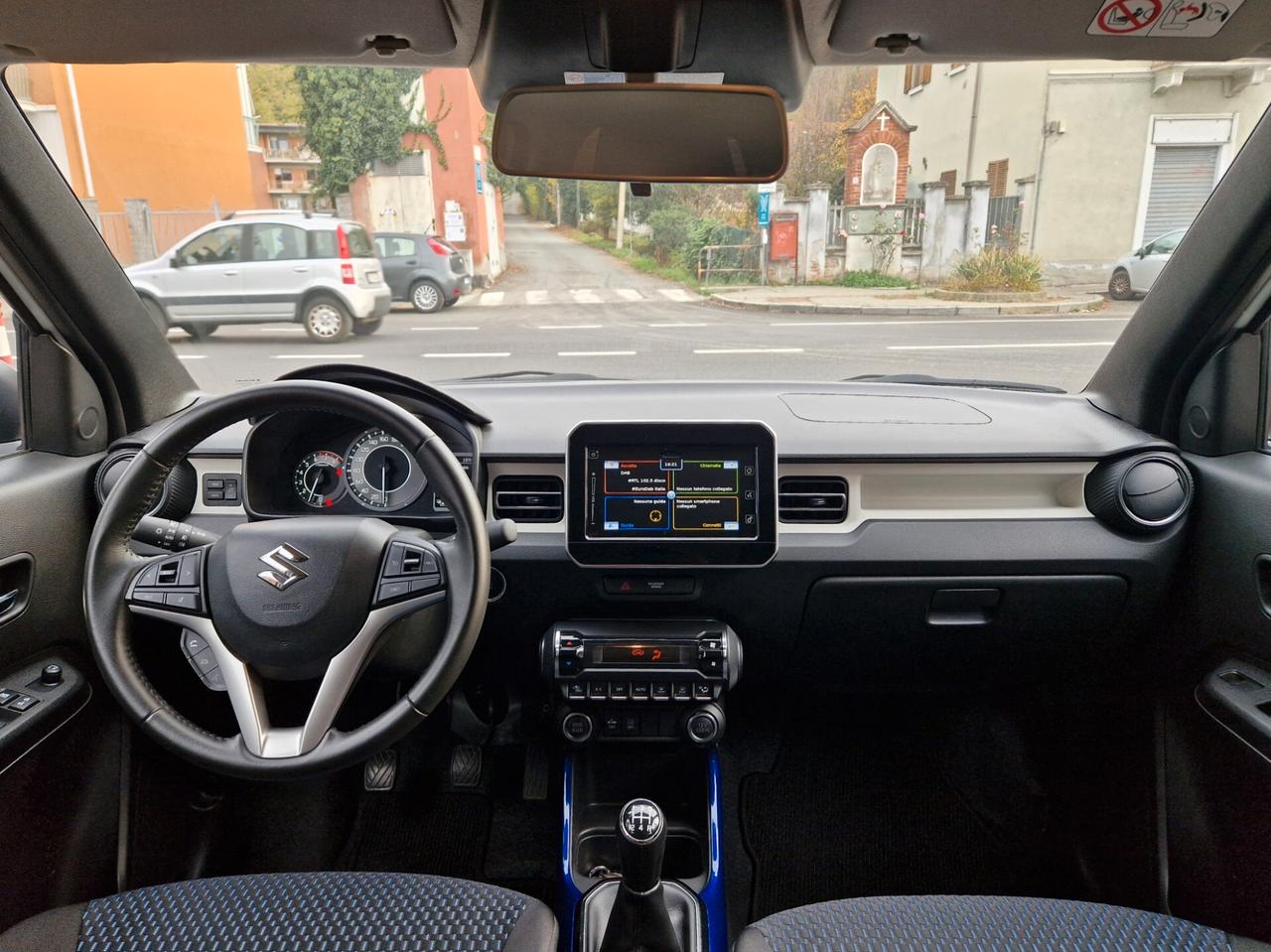 Suzuki Ignis TOP 1.2 83CV "SOLO 17.000 km" Carplay, Cruise c.