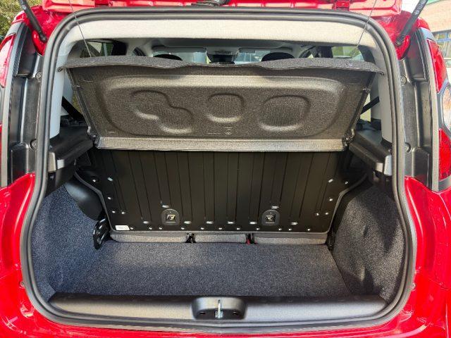 FIAT Pandina 1.0 70CV HYBRID SENSORI PARCH. NAVIGATORE
