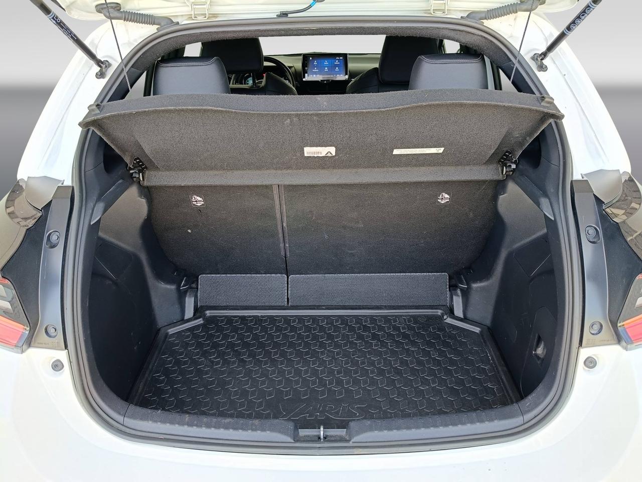 TOYOTA Yaris IV 2020 - Yaris 1.5h Lounge