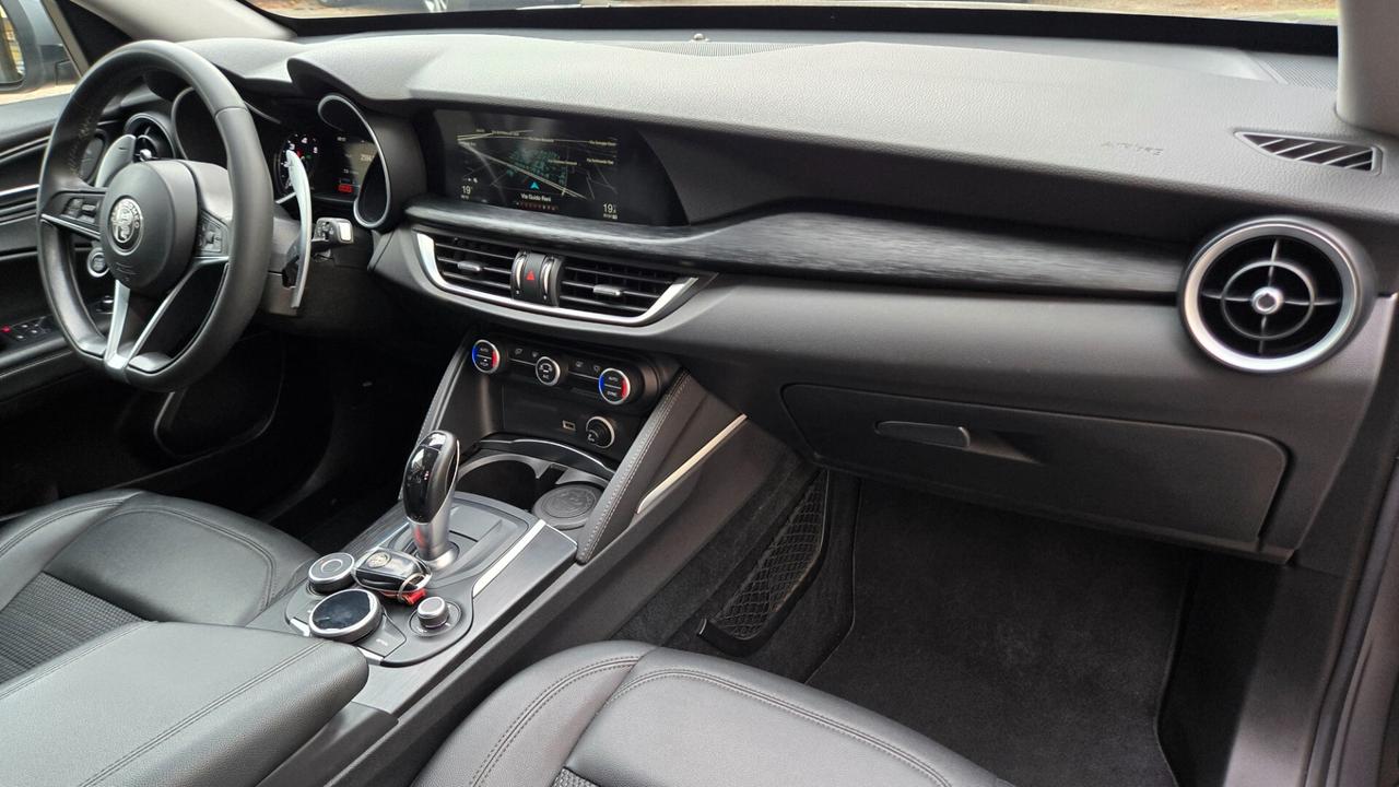 Alfa Romeo Stelvio 2.2 Turbodiesel 210 CV AT8 Q4 Executive