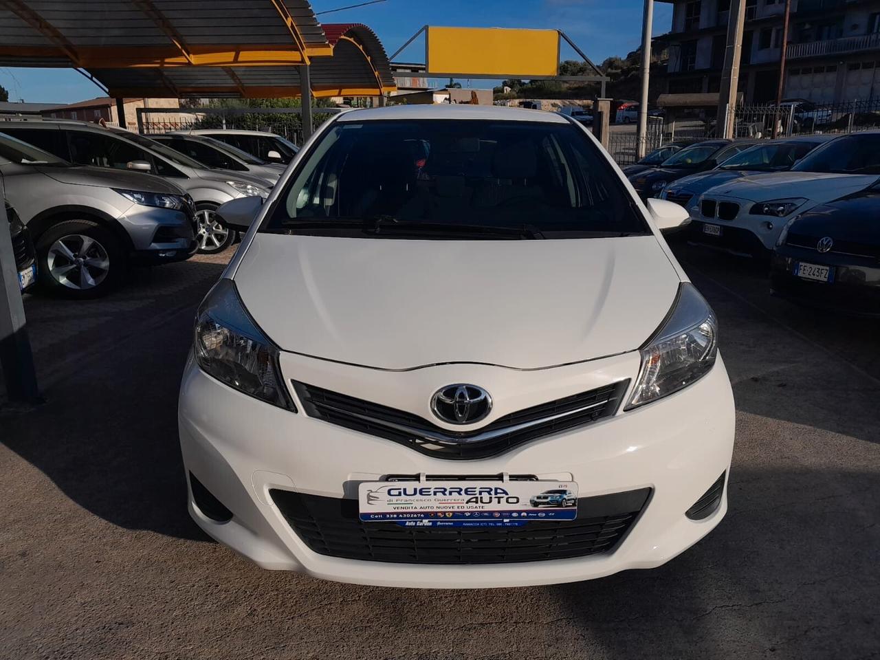 Toyota Yaris 1.0 5 porte Active KM 132 MILA ADATTA X NEO PATENTATI