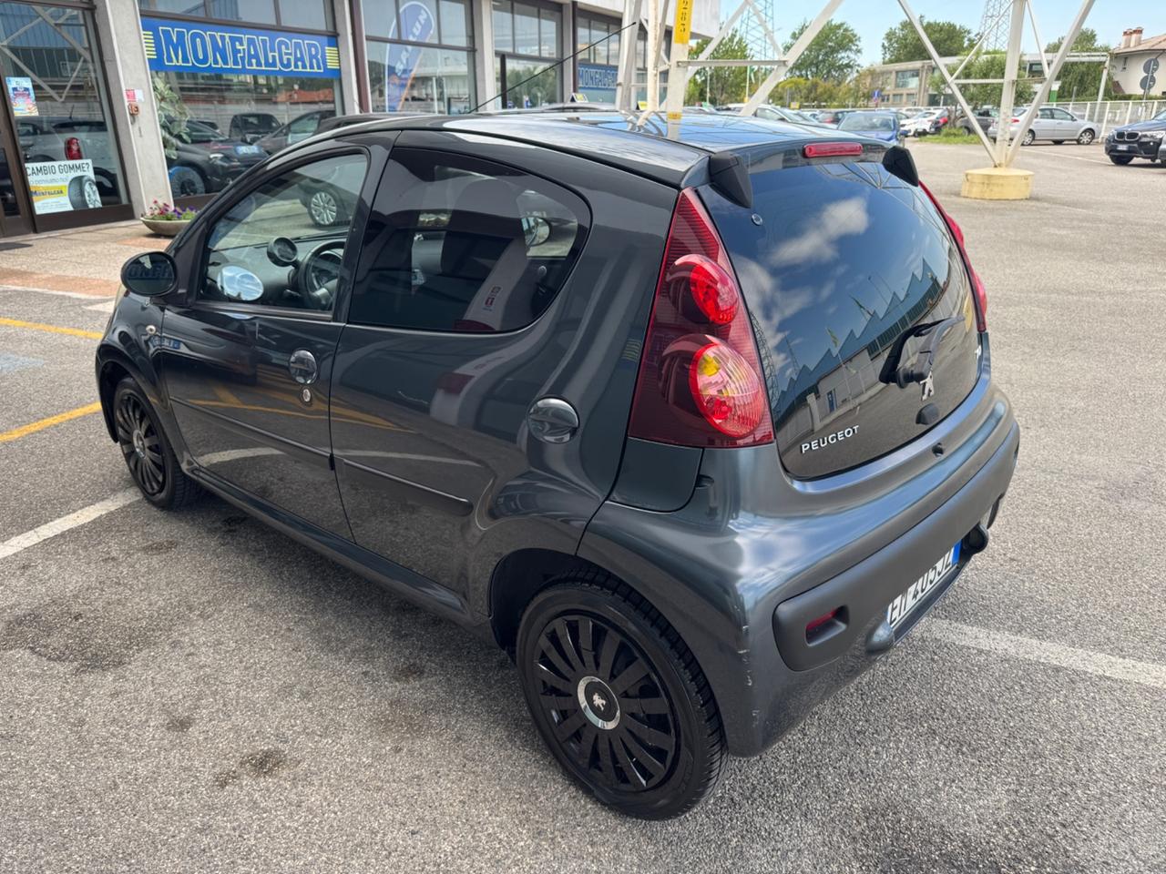 Peugeot 107 1.0 68CV 5p. 2012