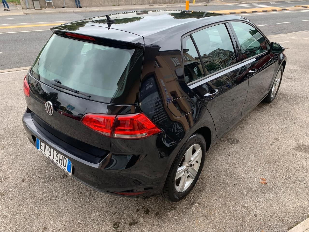 Volkswagen Golf 1.6 TDI 5p. GARANZIA