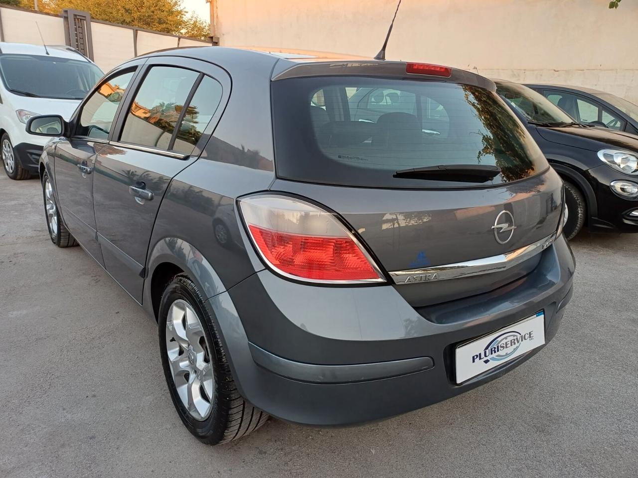 Opel Astra 1.7 CDTI 5 p. UNIPROPRIETARIO - 2006