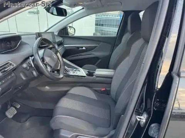 PEUGEOT 5008 7 POSTI 1.5 bluehdi Business EAT8 - GF870RZ