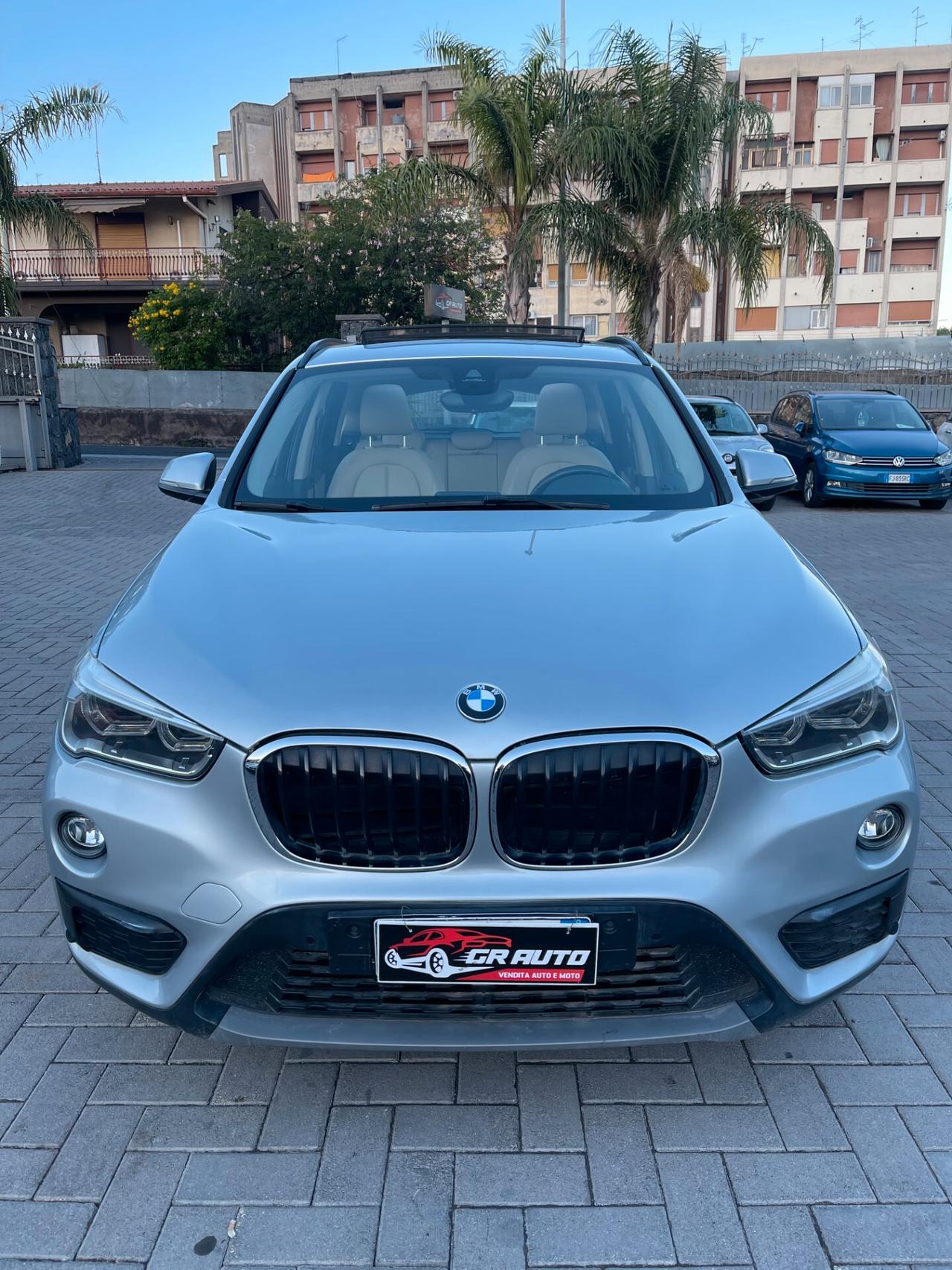 Bmw X1 xDrive20d 190cv tettuccio apribile