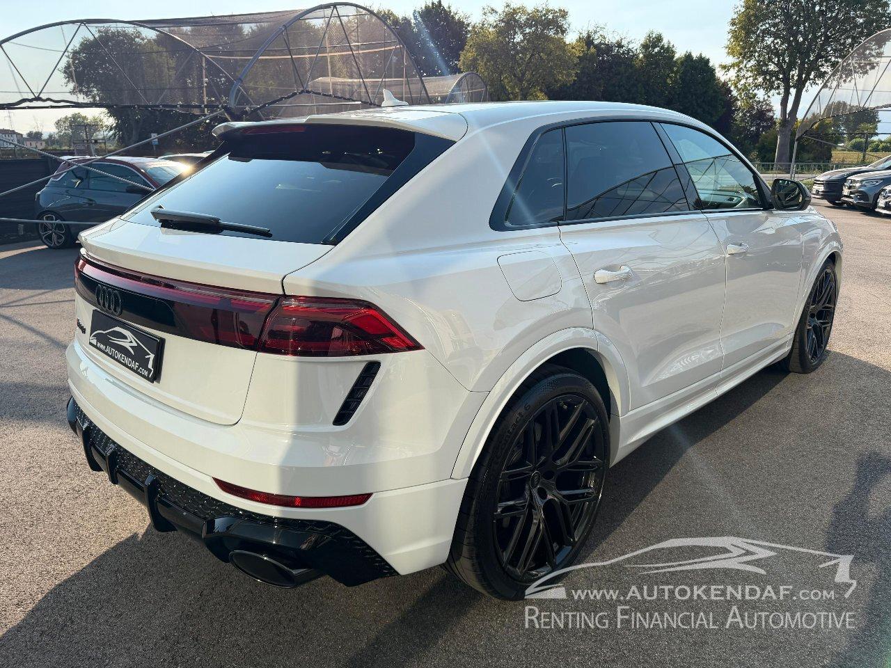 Audi RS Q8 4.0 mhev 48V 600cv tiptronic