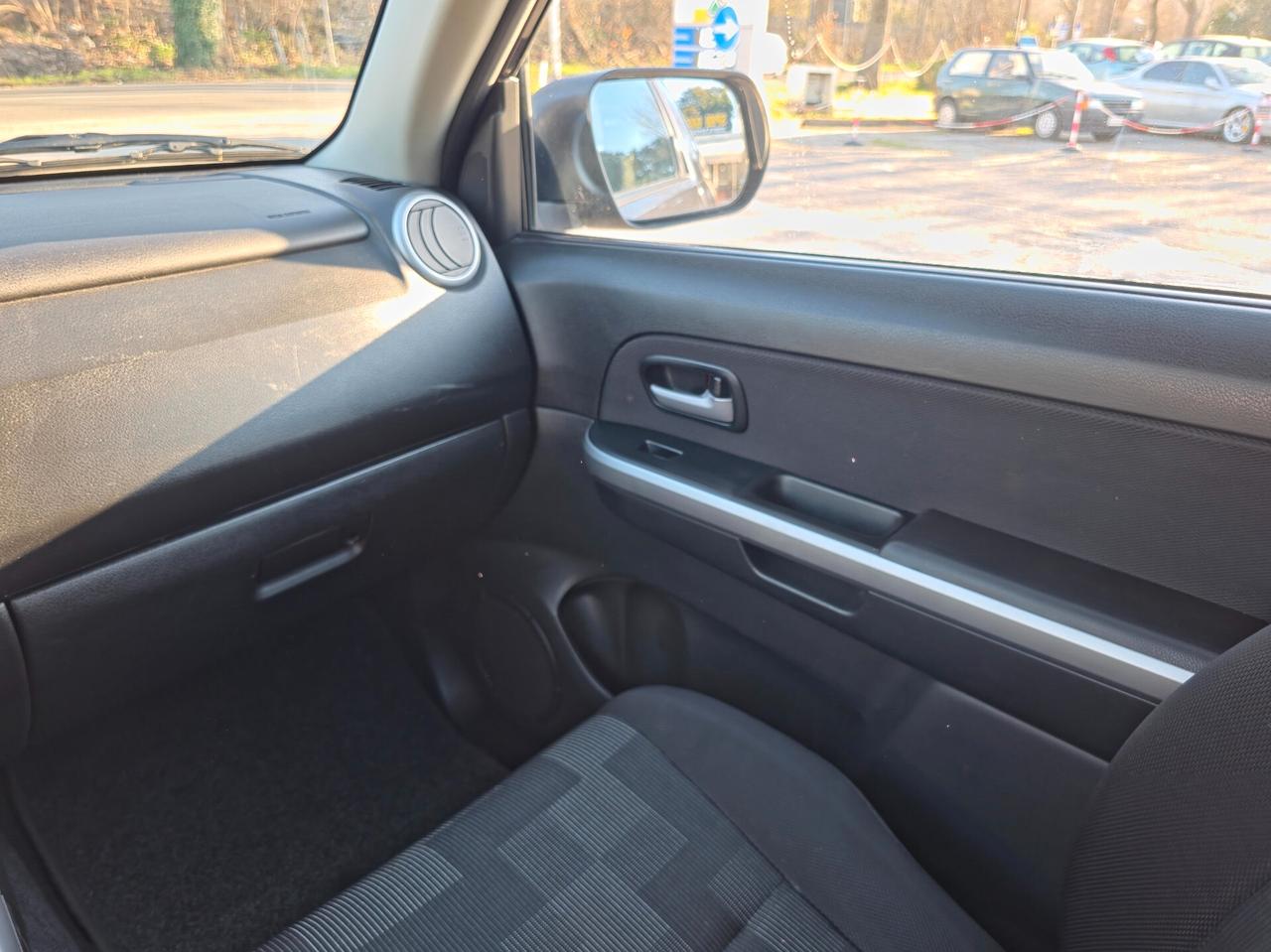 Suzuki Grand Vitara 1.9 DDiS 3 porte Offroad 2011-E5B Manuale NEO