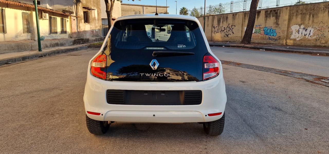 Renault Twingo SCe EDC Intens