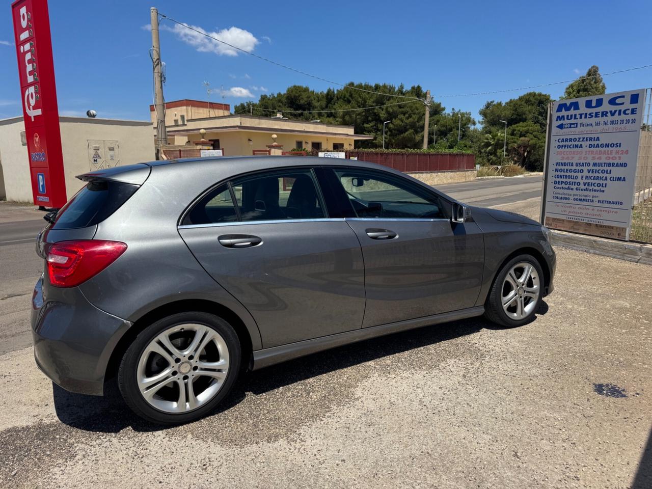 Mercedes-benz A 180 - 1.6 benz - 2013