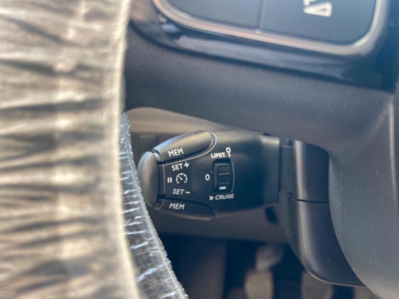 CITROEN C3 1.2 BENZINA 83CV SHINE