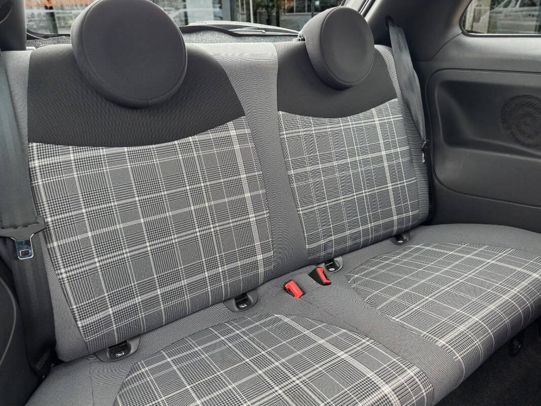 Fiat 500 1.0 hybrid Lounge 70cv con CarPlay