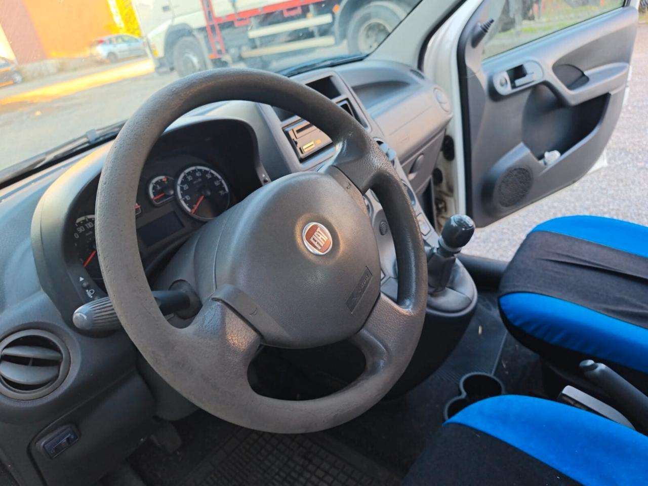 Fiat Panda 2011---1.4 Benzina Metano Neopatentati