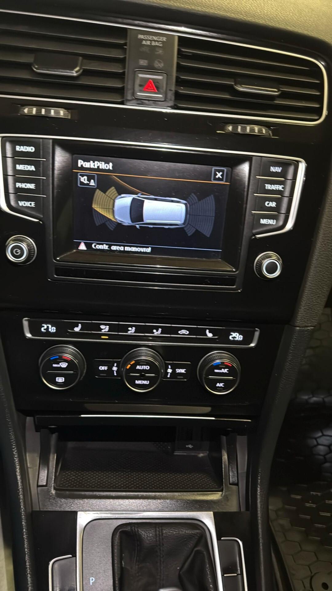 Volkswagen Golf Variant 1.4 TGI DSG Highline BlueMotion