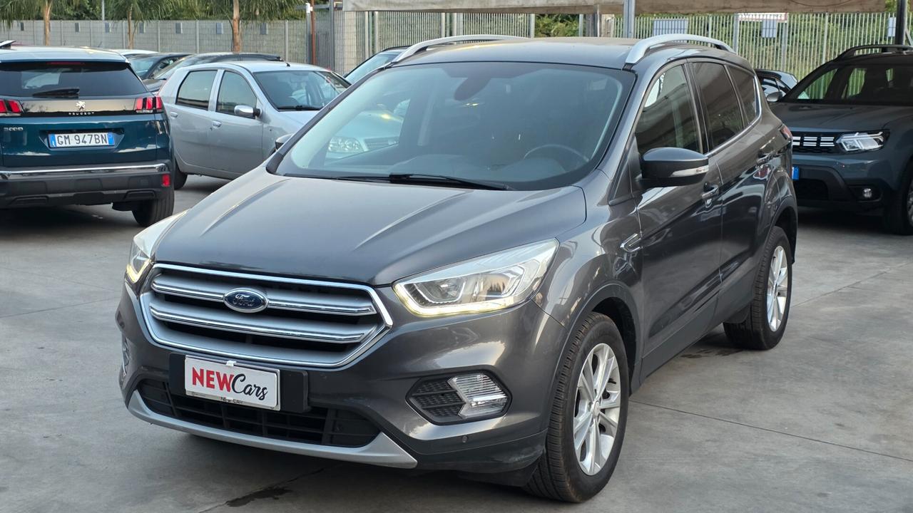 Ford Kuga 1.5 TDCI 120 CV S&S 2WD Powershift Edition