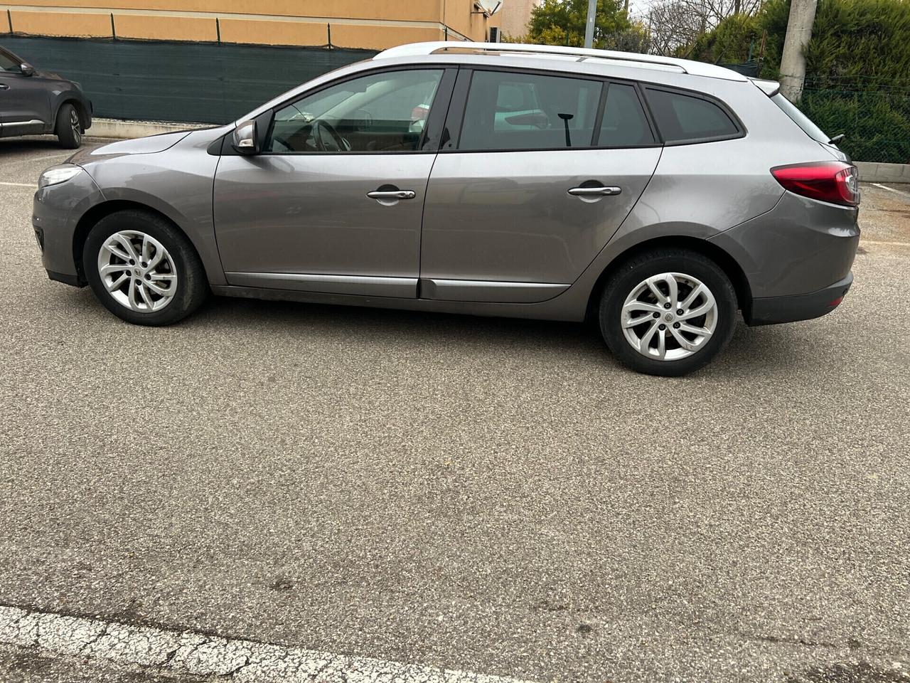 Renault Megane Mégane 1.5 dCi 110CV Start&Stop ESM SporTour Wave