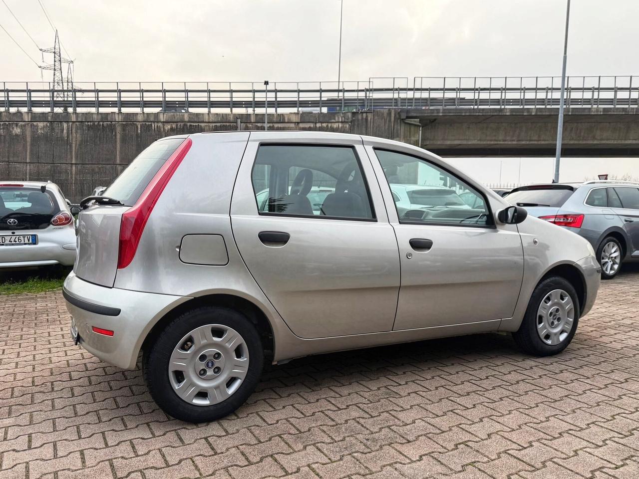 Fiat Punto 1.2 5 porte OK NEOPATENTATI