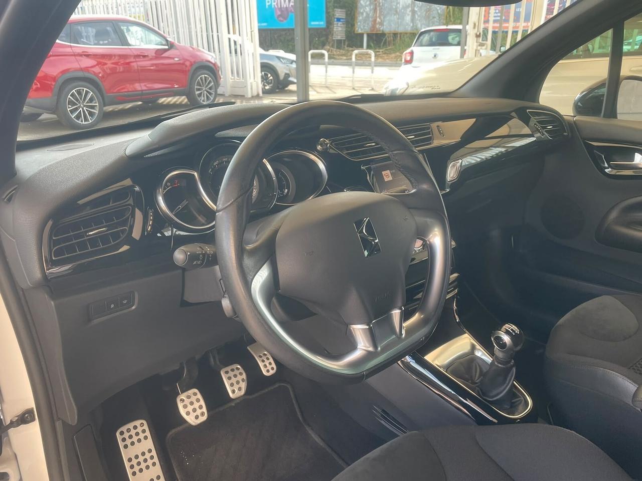 Ds DS3 3 PureTech 82 Sport Chic