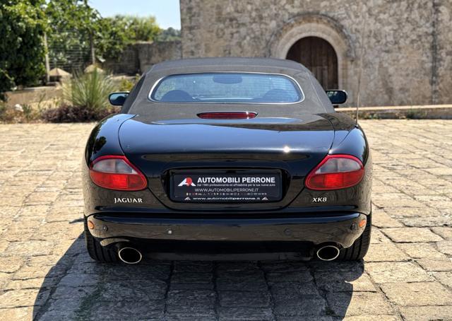 JAGUAR XK8 4.0i V8 Convertibile