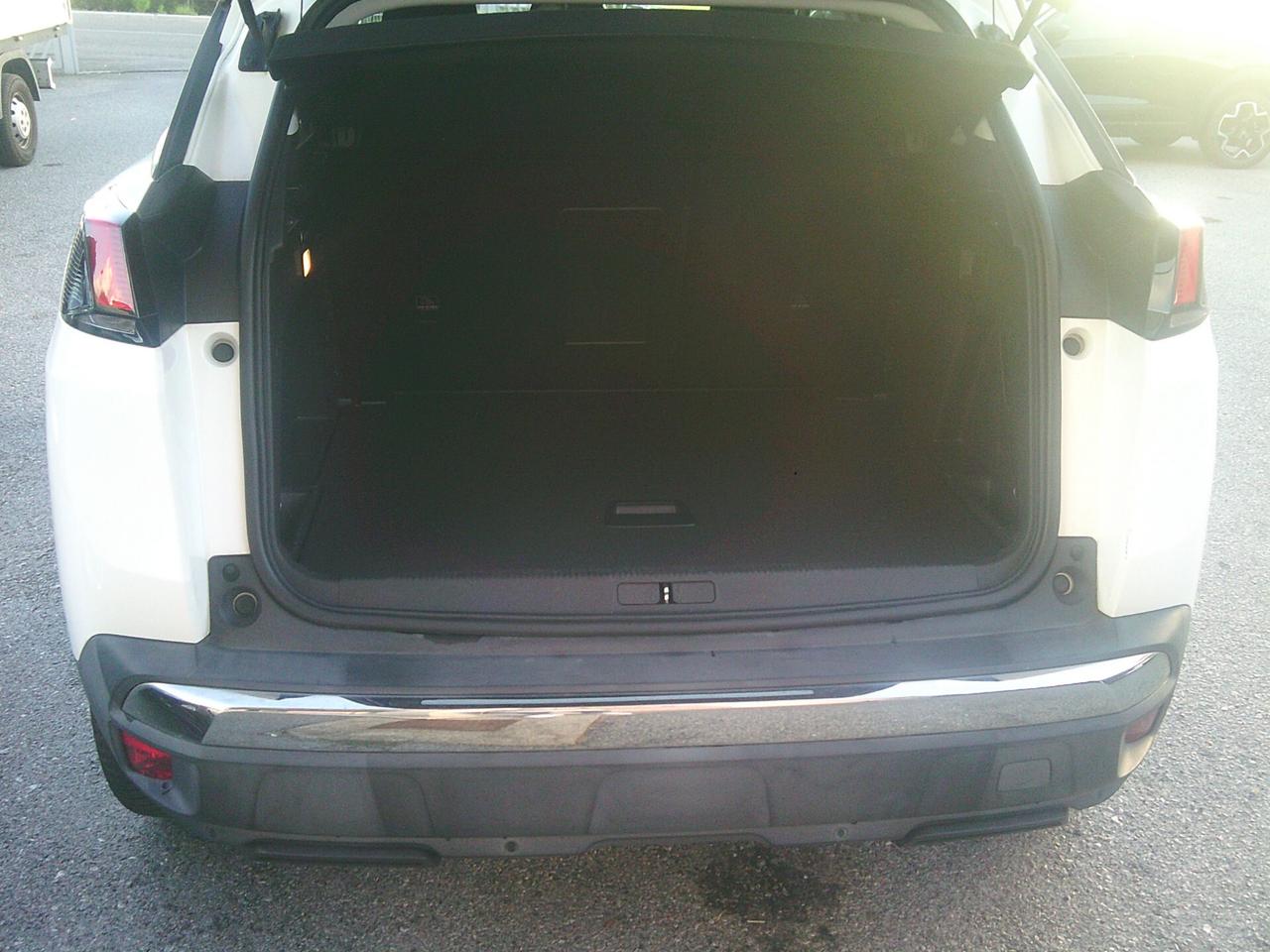 Peugeot 3008 BlueHDi 130 S&S Allure