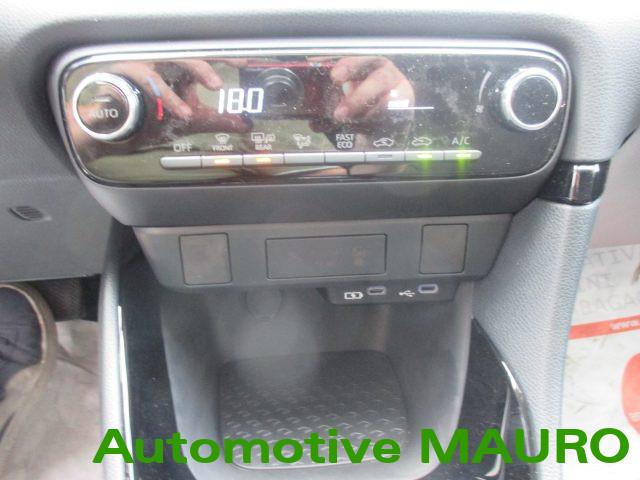 TOYOTA Yaris 1.5 Hybrid 5 porte Trend - NEOPATENTATI