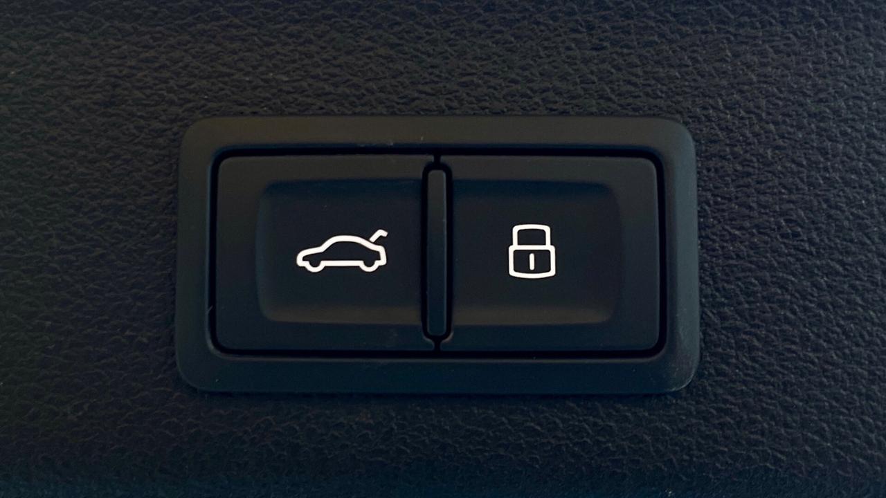 AUDI A6 AVANT 40 2.0 TDI S-TRONIC DESIGN 204CV - FULL LED, VIRTUAL COCKPIT, PELLE
