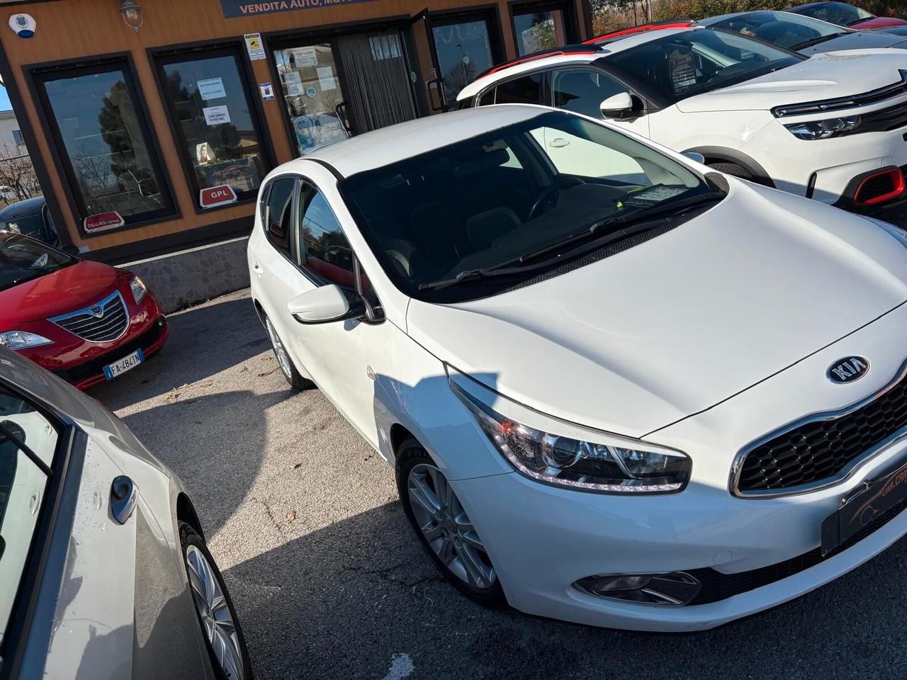 Kia Ceed cee'd 1.6 CRDi 129 CV DCT 5 porte