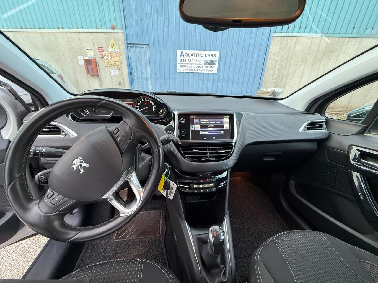 Peugeot 208 PureTech 82 5 porte Access