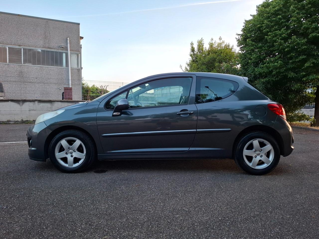 Peugeot 207 1.4 HDi 70CV 3p. XS