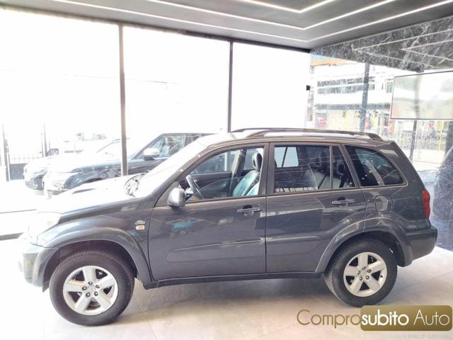 TOYOTA RAV 4 MY23 RAV4 2.0 Tdi D-4D cat 5 porte