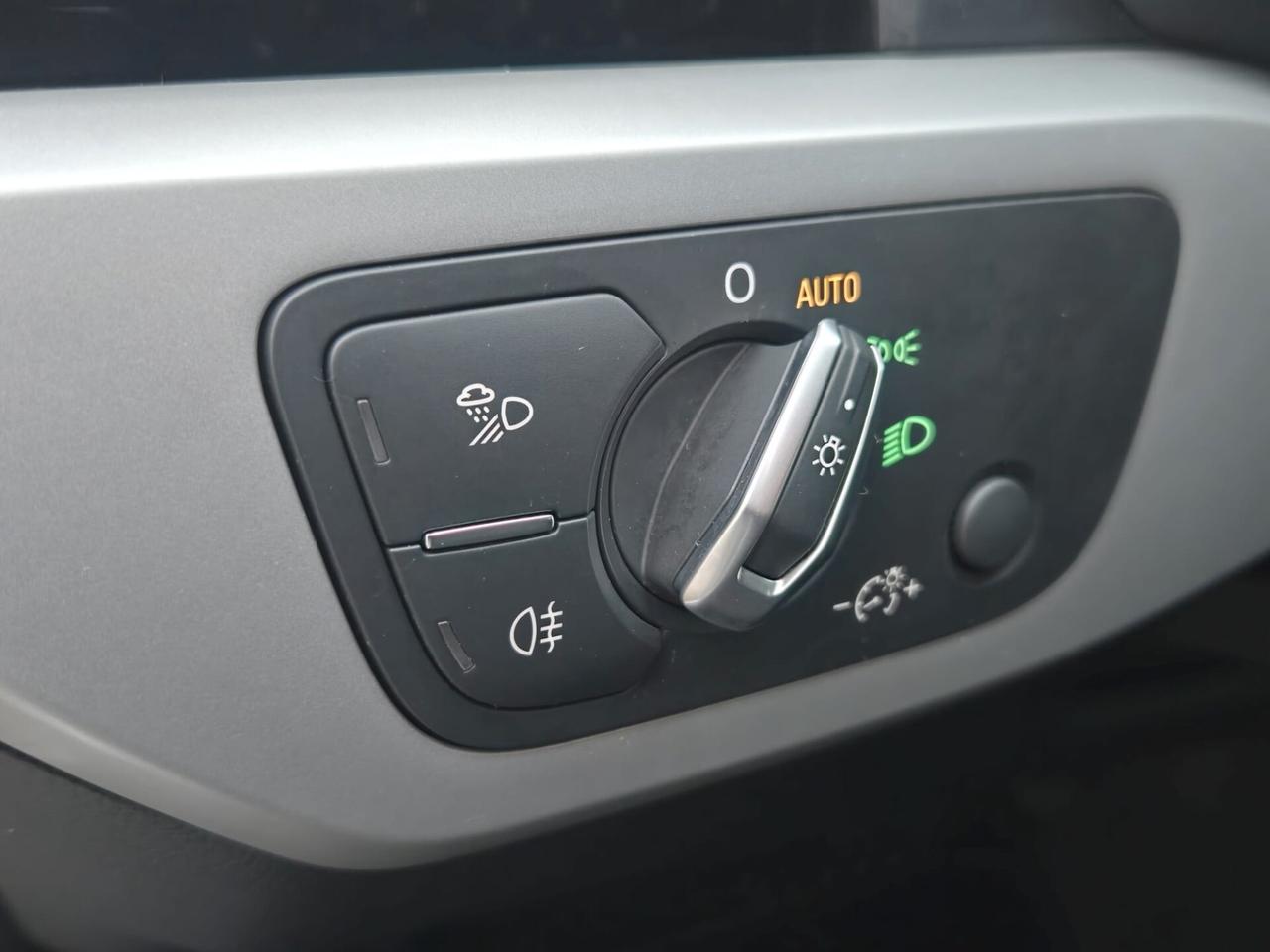 Audi A4 AVANT 2.0TDI SPORT 150 CV S-TRINIC