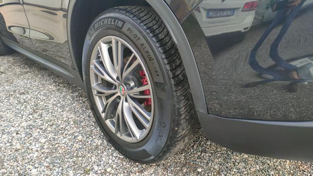 ALFA ROMEO Stelvio 2.2 Turbodiesel 210 CV AT8 Q4 Executive Gancio