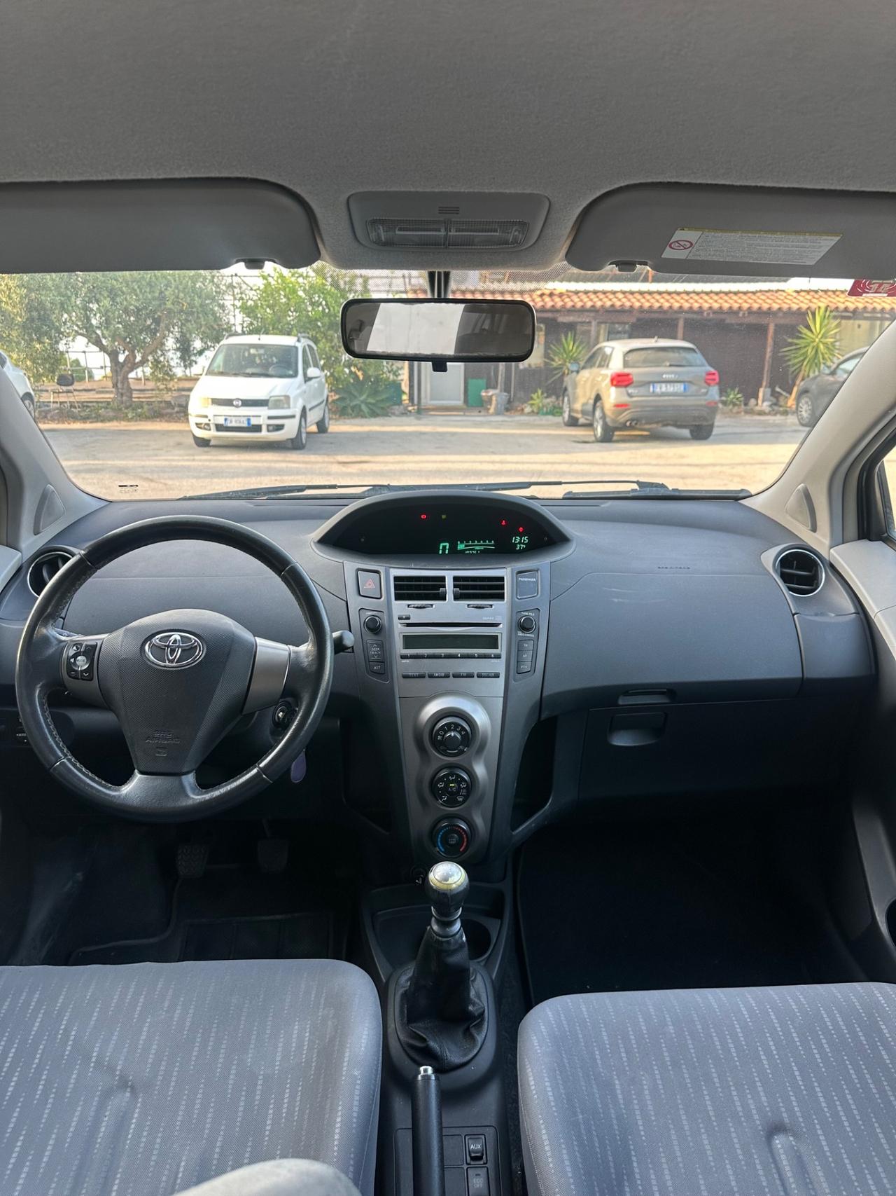 Toyota Yaris 1.3 5 porte Sol