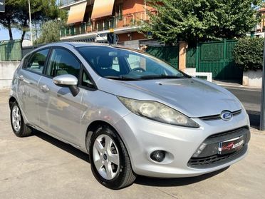FORD Fiesta + 1.2 82CV 5 porte