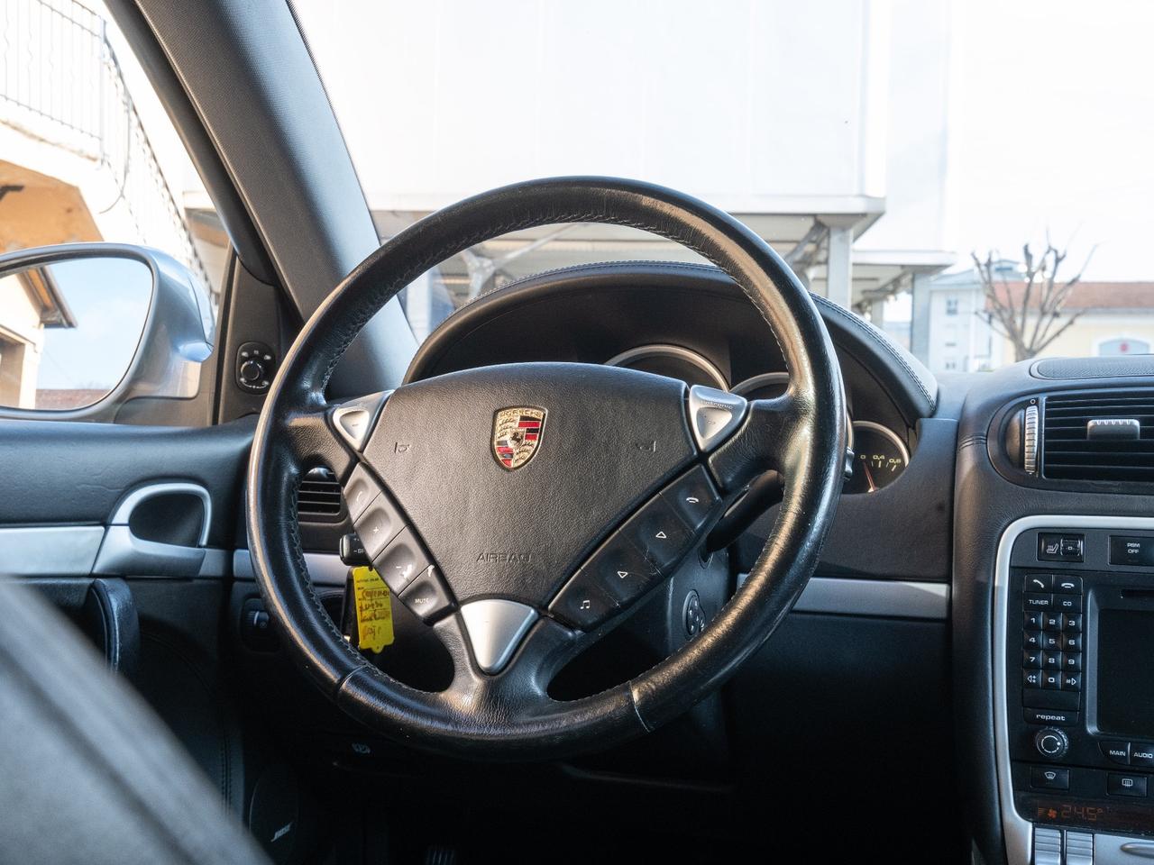 Porsche Cayenne 4.5 cat Turbo