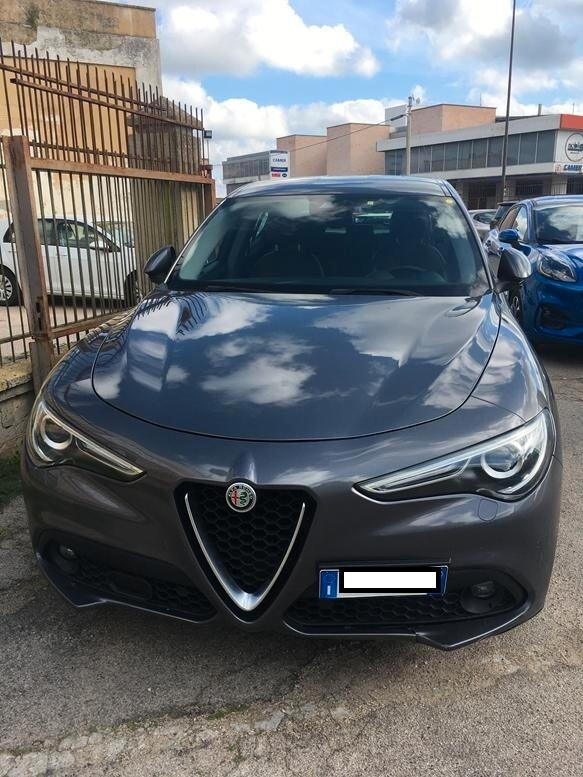 Alfa Romeo Stelvio 2.2 Turbodiesel 180 CV AT8 RWD Executive