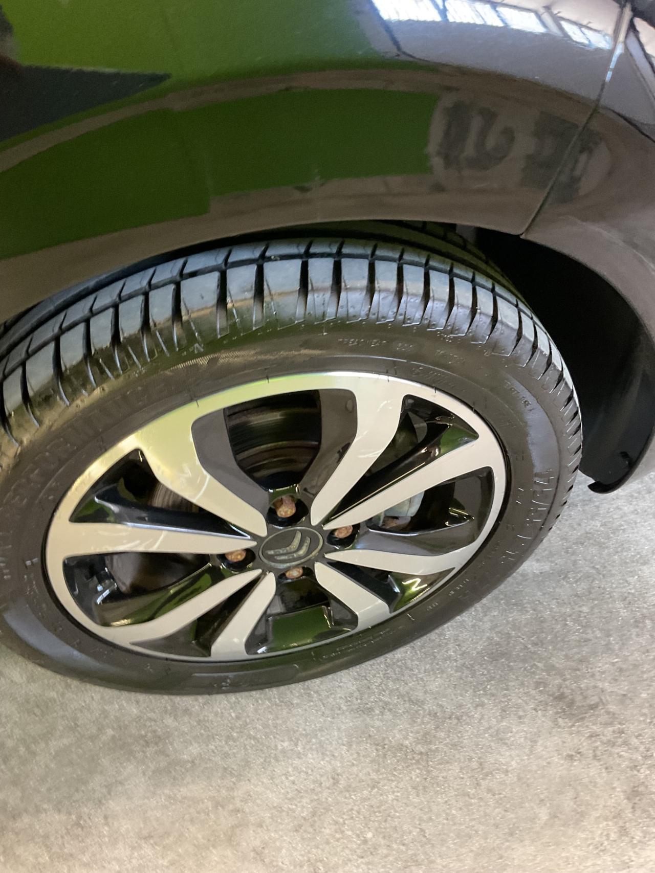 Citroen C1 Airscape VTi 68 5 porte Shine
