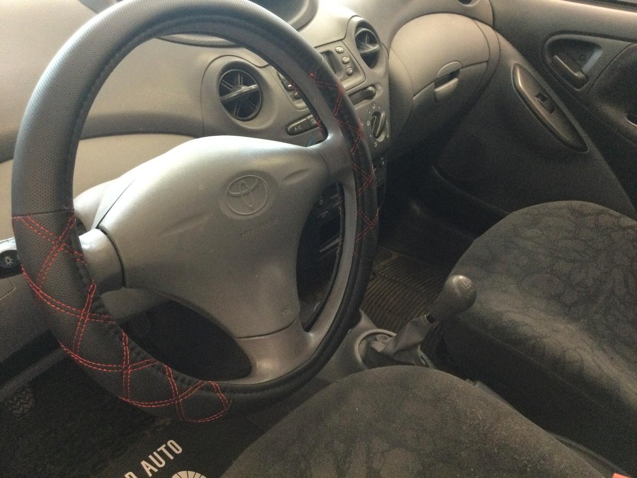 Toyota Yaris 1.0i 16V cat 3 porte '03