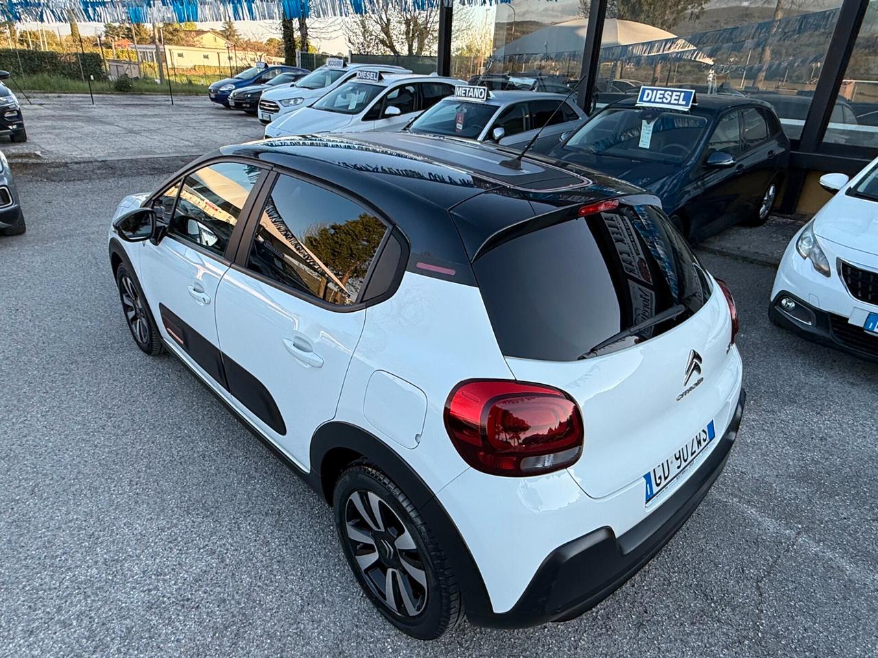 "UNA CHICCA" Citroen C3 1.2 C-Series +GPL