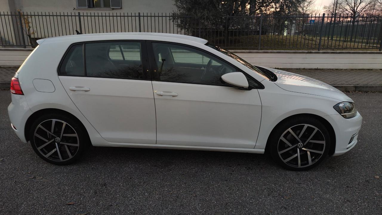 Volkswagen Golf 1.6 TDI 115 CV 5p. Executive