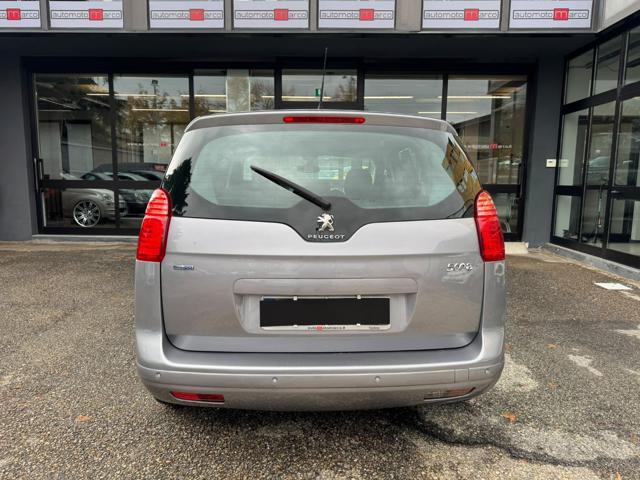 PEUGEOT 5008 BlueHDi 120 S&S Active